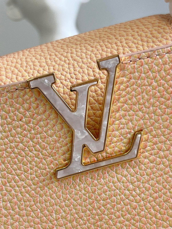 l0*is V*t0n capucines mini