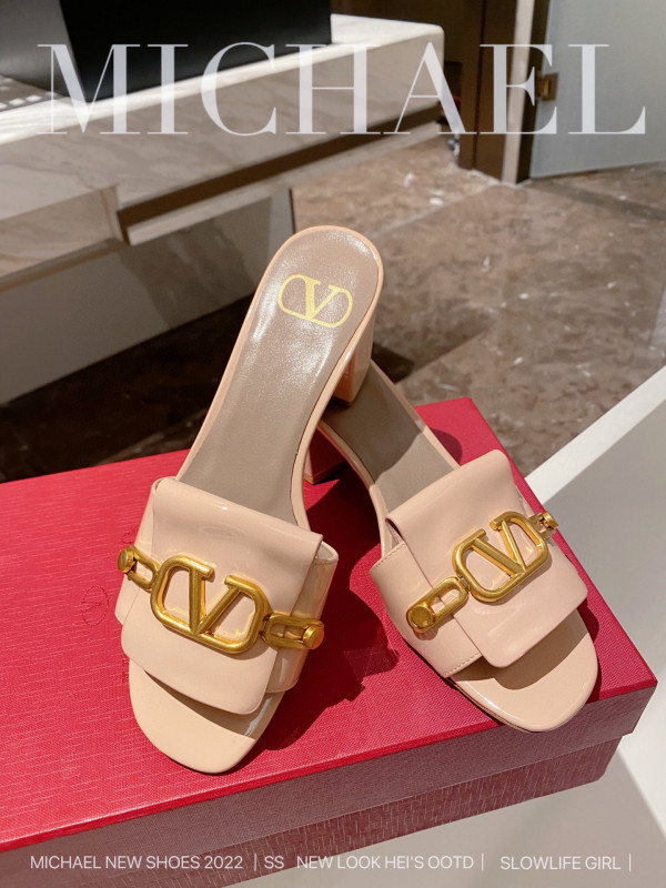VALENTINO VLOGO SIGNATURE SLIDE SANDAL