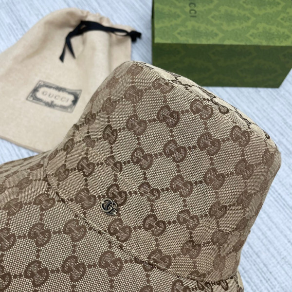 G*u*i gg canvas wide brim hat