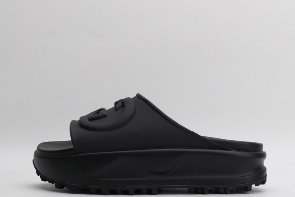 G*u*i slide with interlocking g