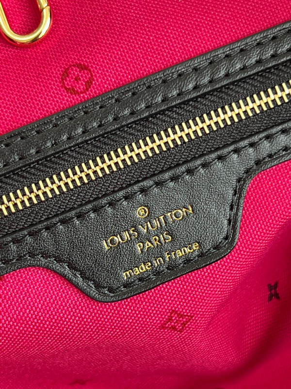 l0*is V*t0n neverfull mm