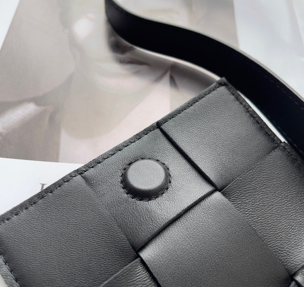 bo*te*ga Ve*ne*ta candy mini cassette-12*8*4cm