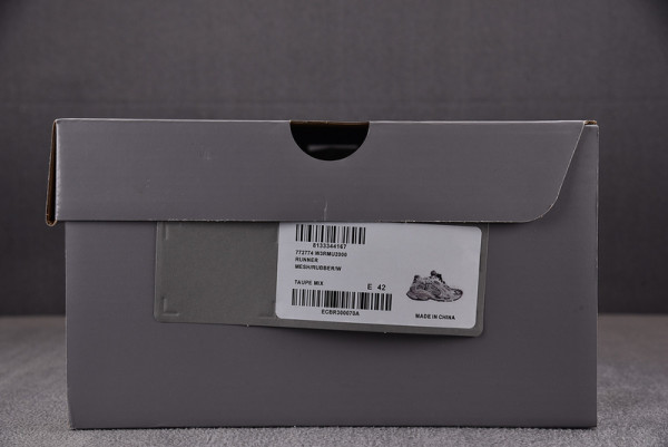 Ba*len*cia*ga runner