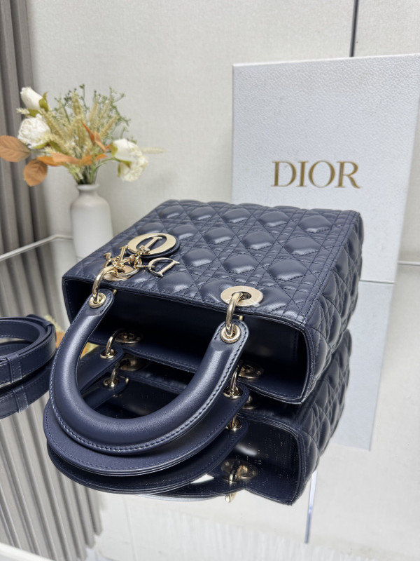 LADY DIRO MEDIUM LAMBSKIN - 24CM