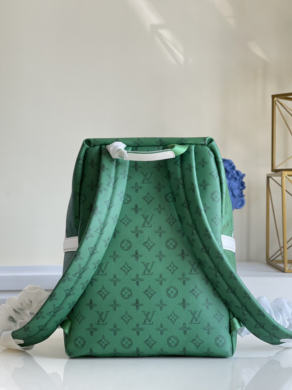 l0*is V*t0n discovery backpack