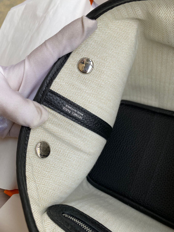 H**mes garden party 30