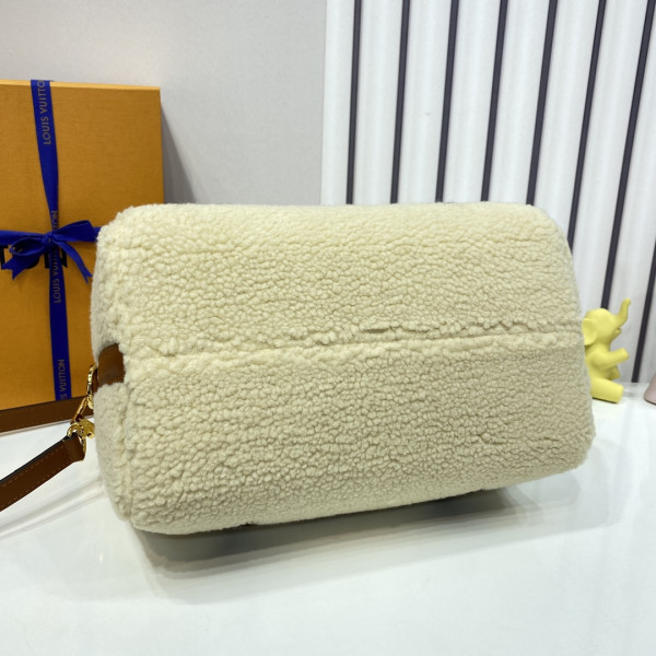 l0*is V*t0n speedy bandoulière 25