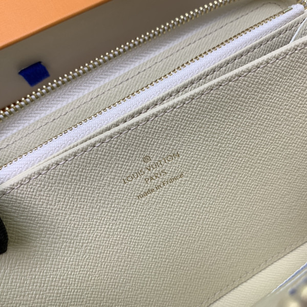 l0*is V*t0n zippy wallet