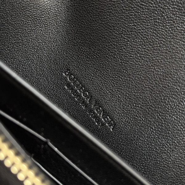 bo*te*ga Ve*ne*ta  andiamo - 19*11.5*3cm