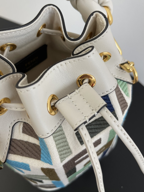 F**di mon tresor-12*18*10cm