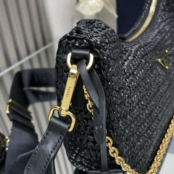 Pra*a re-edition 2005 crochet bag-23*16*7cm