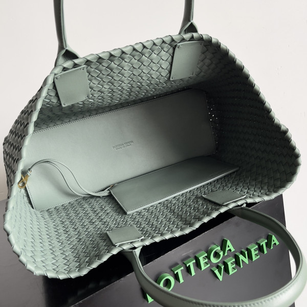 bo*te*ga Ve*ne*ta large cabat-51*18*28cm