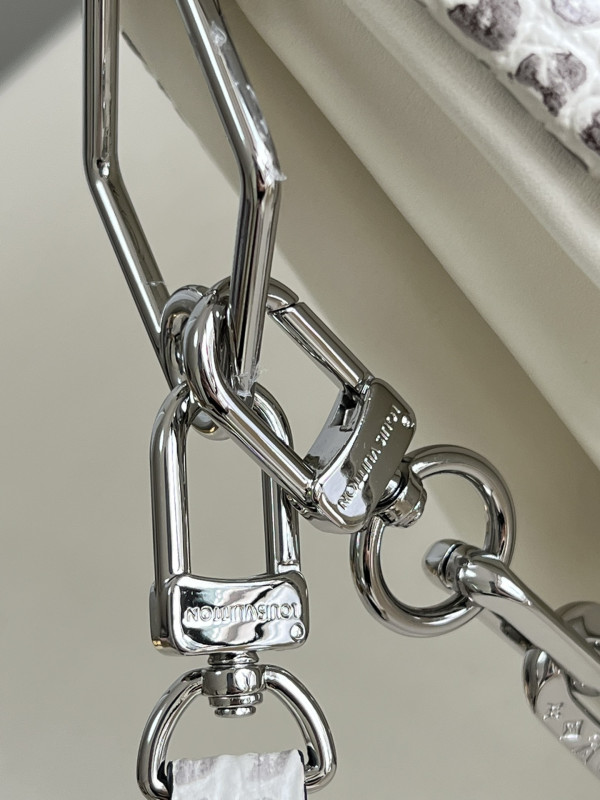 l0*is V*t0n coussin pm-26*20*12cm