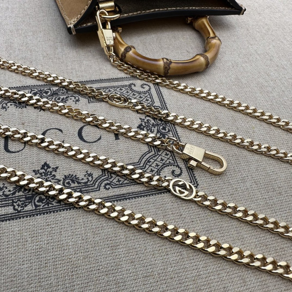 g*u*i diana S*per mini bag-12*12.5*6cm