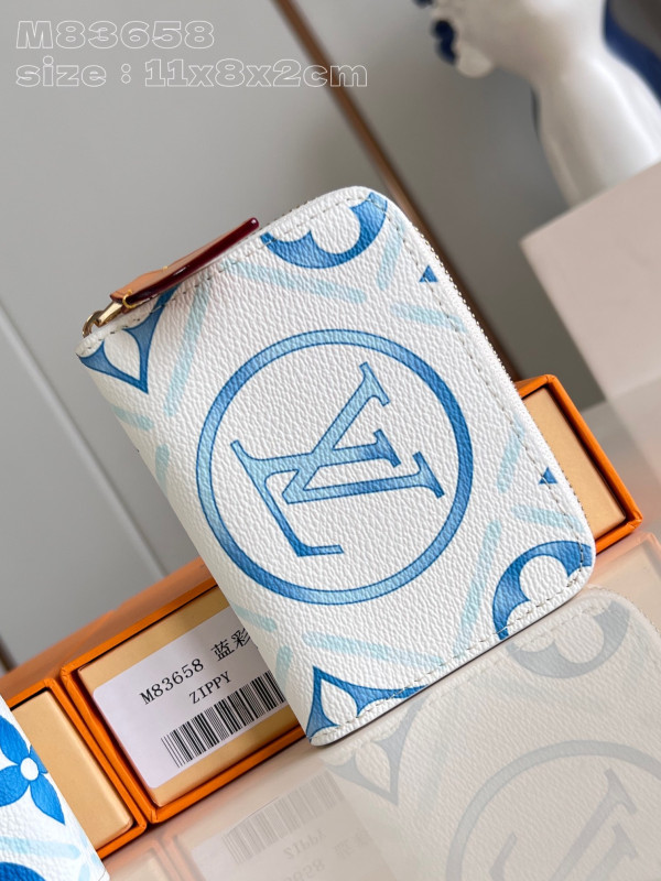 l0*is V*t0n slender wallet-11*8.5*2cm