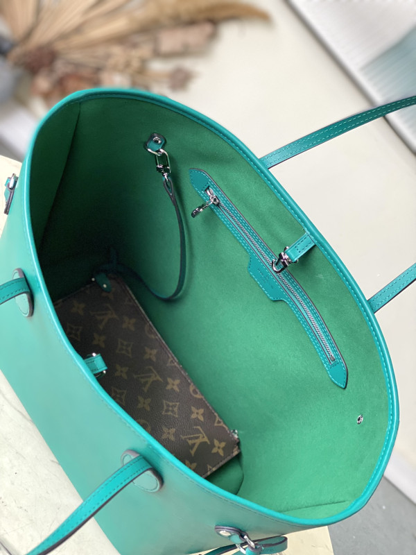 l0*is V*t0n neverfull mm-31*28*14cm