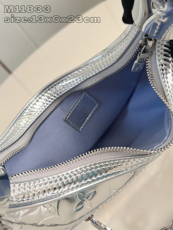 l0*is V*t0n loop-23*13*6cm