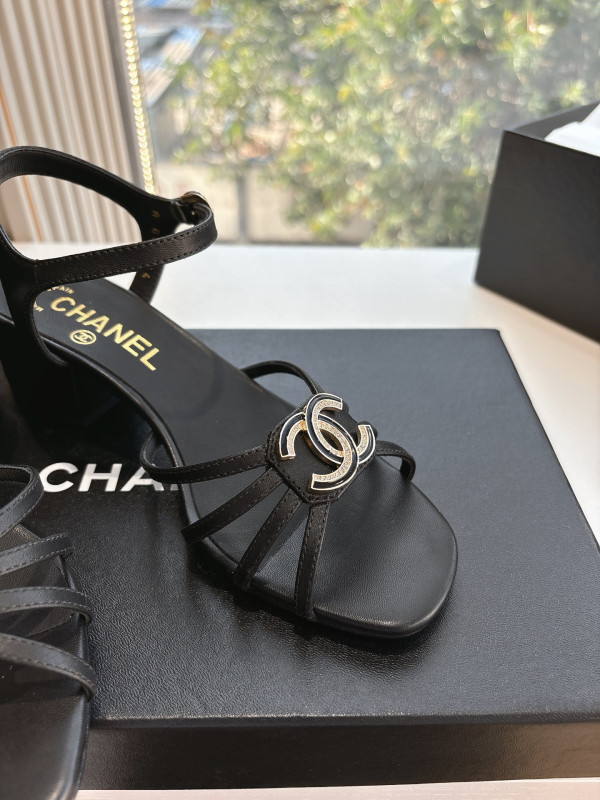 CL SANDALS