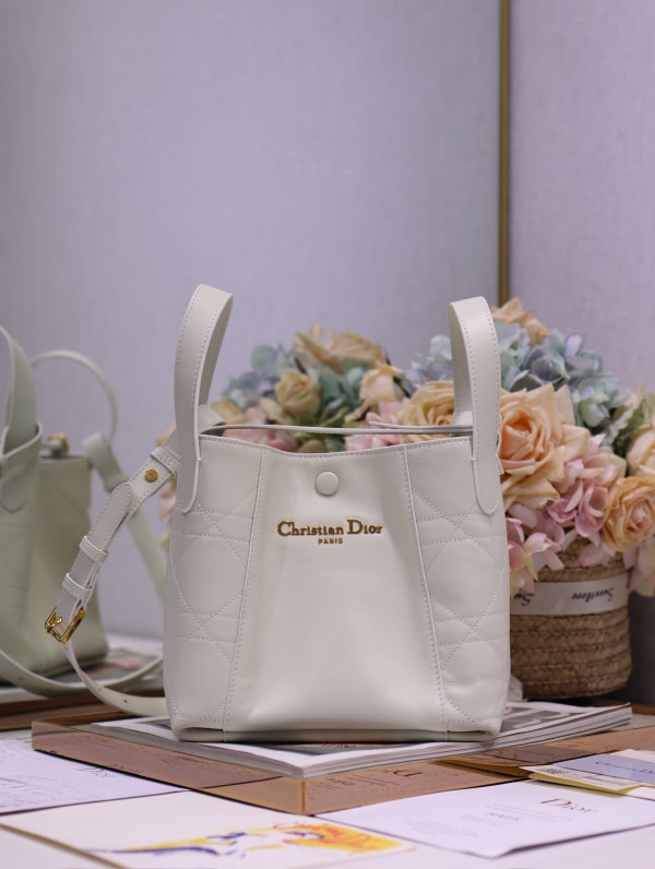 Diro Small Signature Bucket Bag - 21*19*11CM