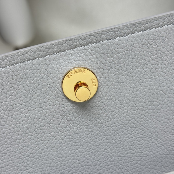 Pra*a small leather shoulder bag-26*14*9.5cm