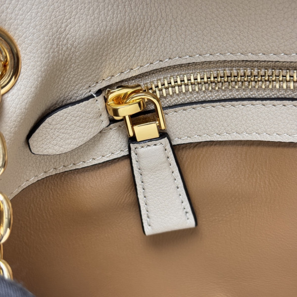 Pra*a doux medium leather shoulder bag-29*16*9.5cm