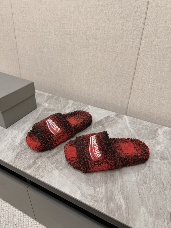 Ba*len*cia*ga slides