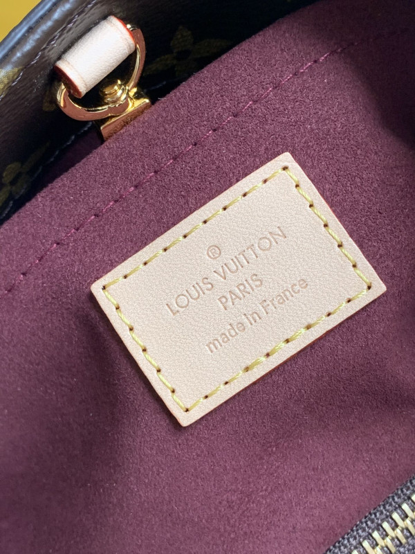 l0*is V*t0n montaigne bb