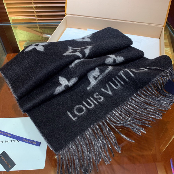 l0*is V*t0n reykjavik scarf