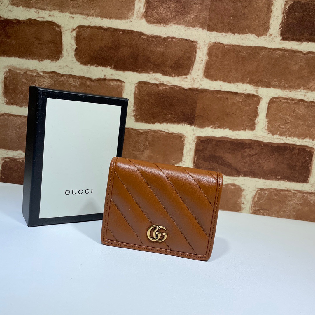 G*u*i gg marmont card case wallet