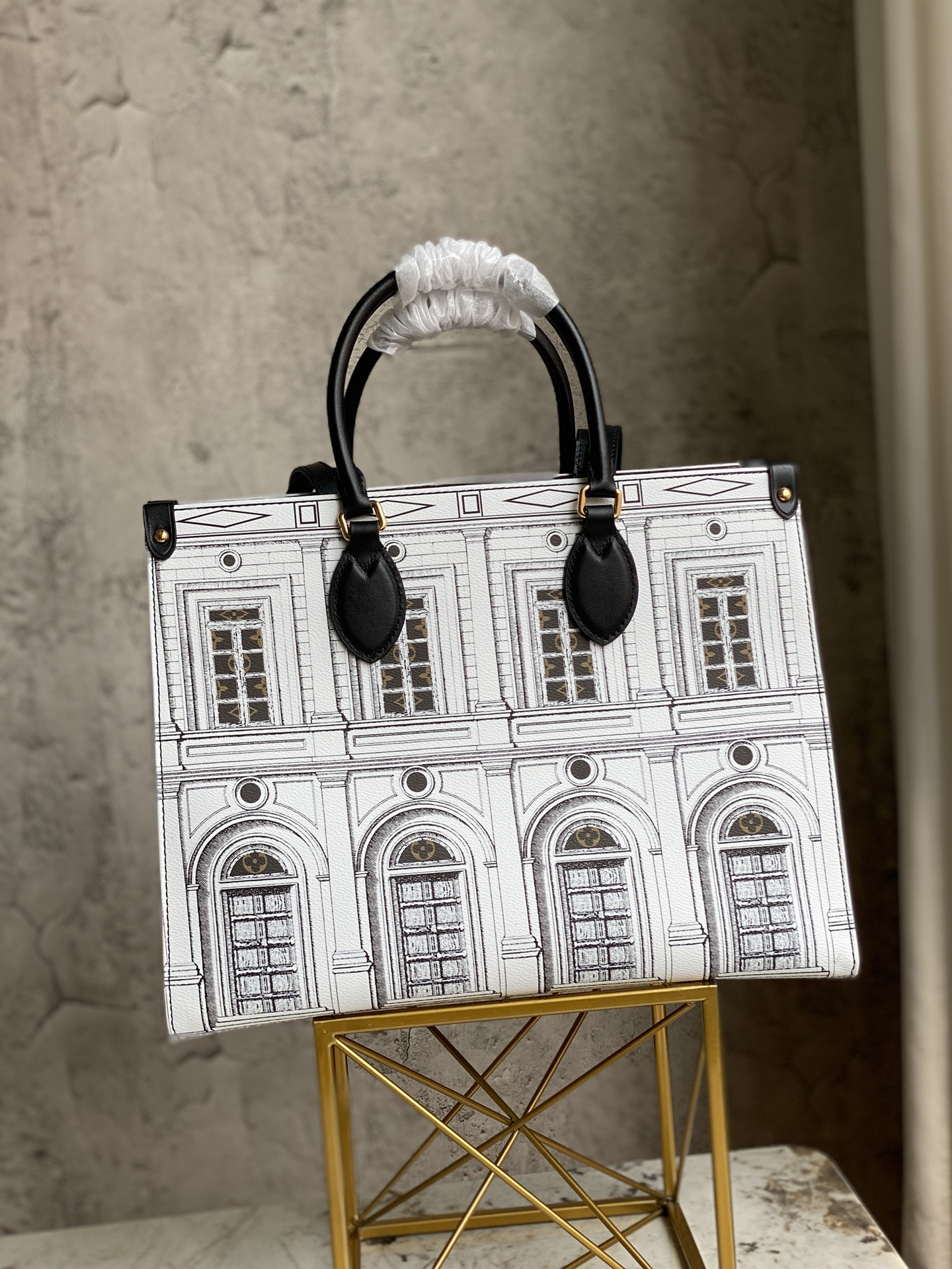 l0*is V*t0n onthego mm