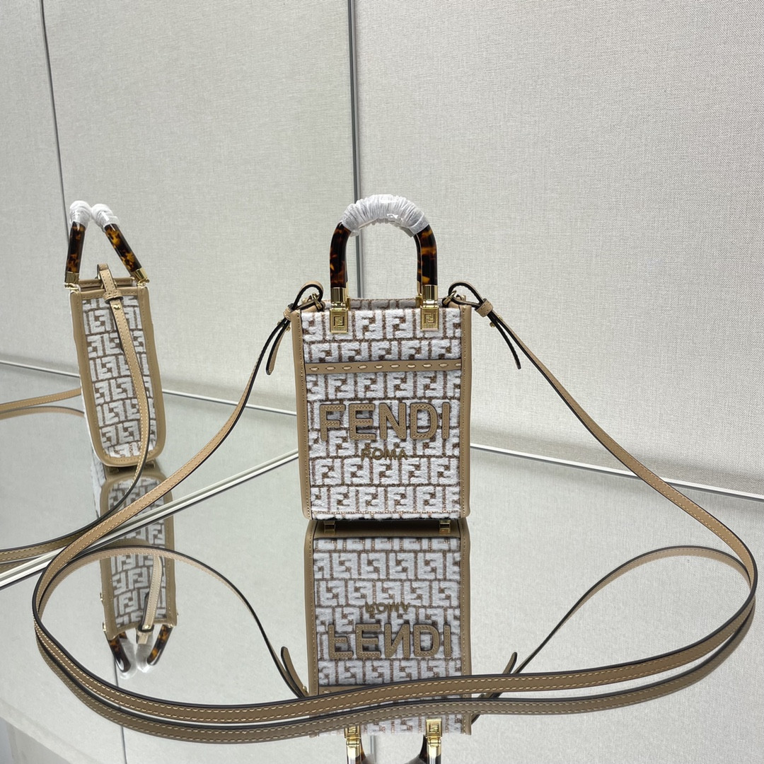 F**di mini sunshine shopper-13-18-6.5cm