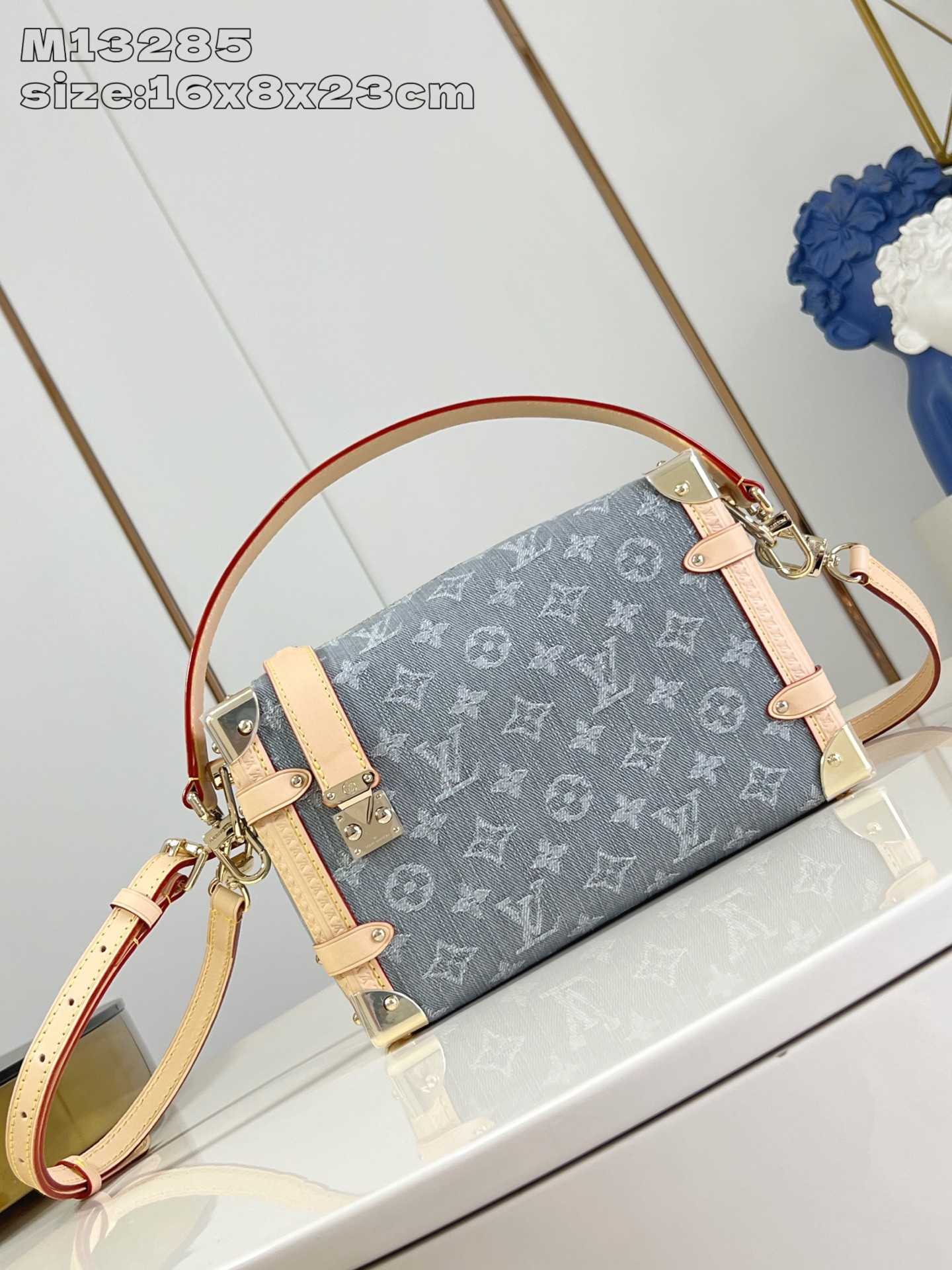 l0*is V*t0n side trunk mm-23.5*16*8.5cm